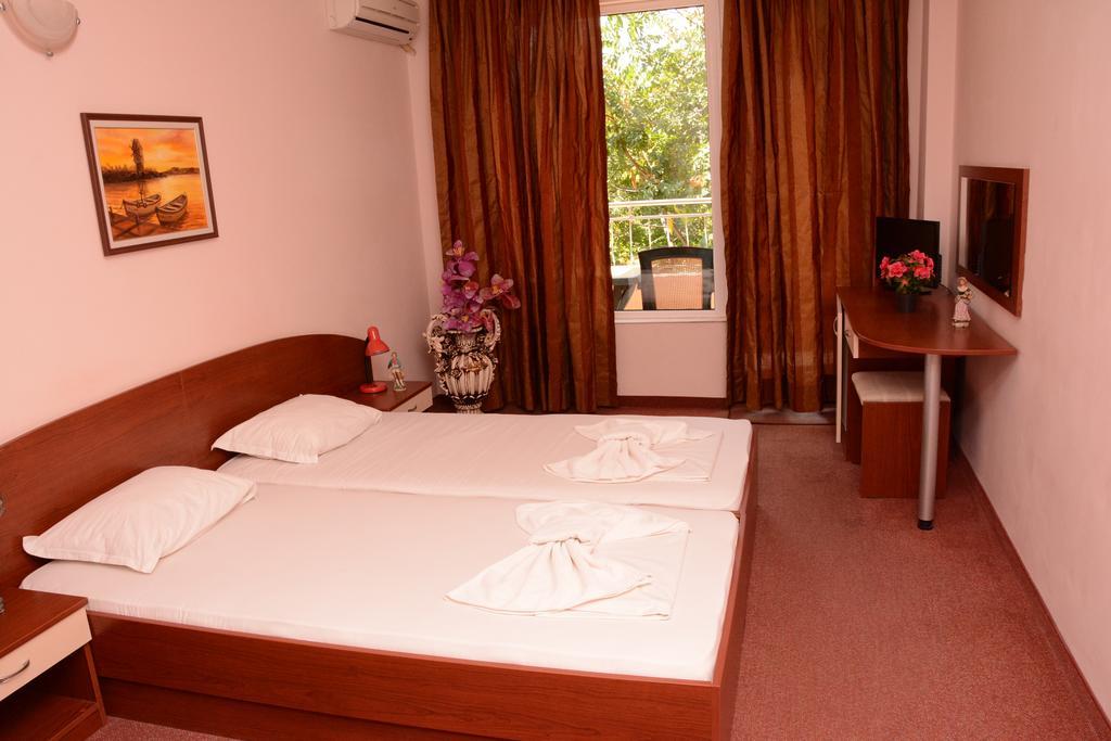 Guesthouse Kirov Ravda Kültér fotó
