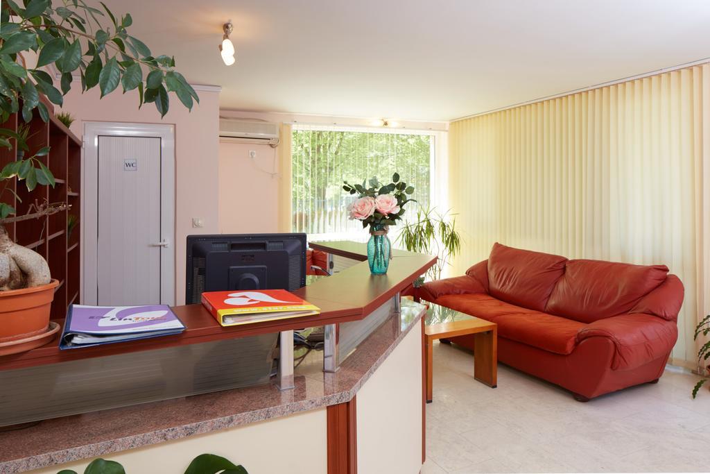 Guesthouse Kirov Ravda Kültér fotó